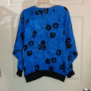 Beautiful shirt with no tags